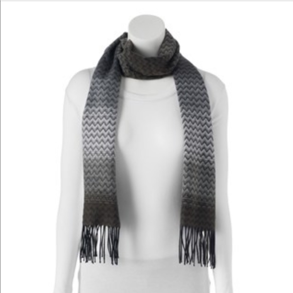 🆕 2 Soft Scarves